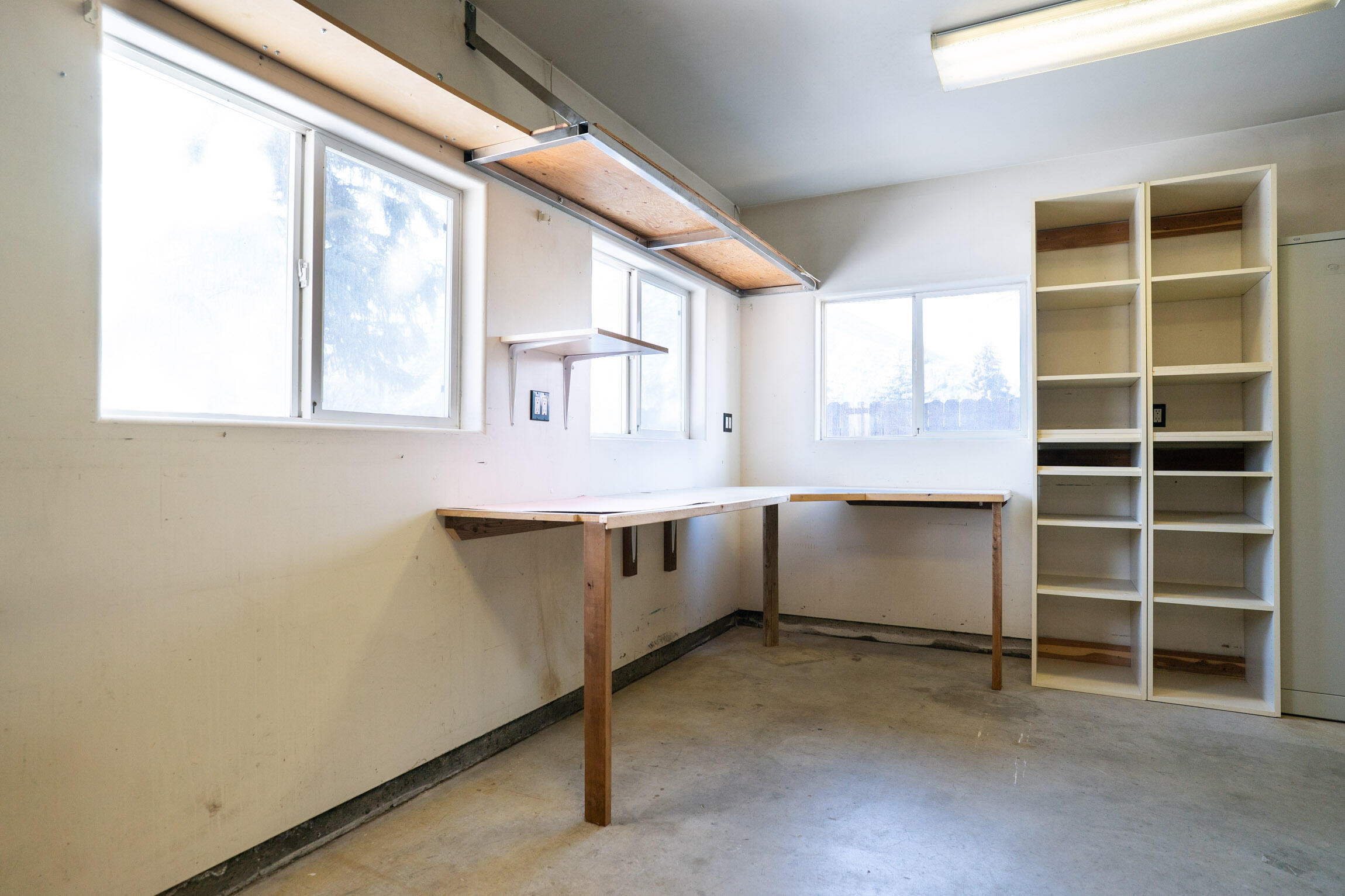 515 South 1st Avenue Hailey, ID 83333 - Photo 42 of 49 Oversized Garage (5)