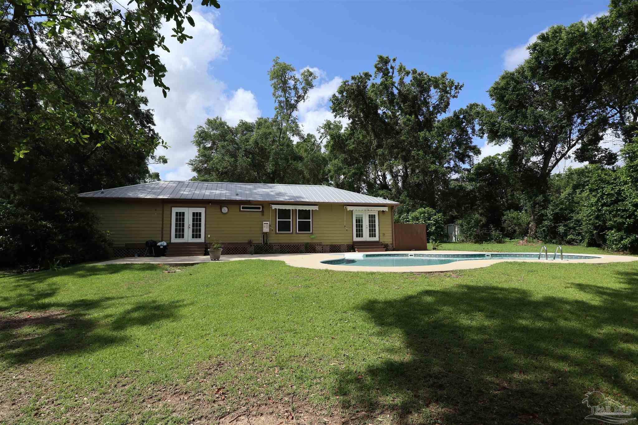 1381 West Roberts Road Cantonment, FL 32533 - Photo 6 of 26 Gallery Image 6