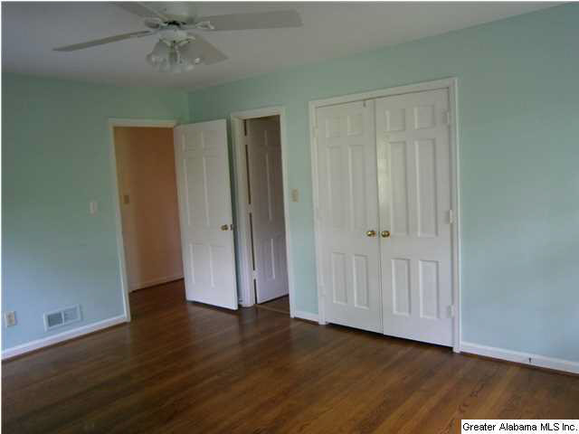 3557 Victoria Road Birmingham, AL 35223 - Photo 18 of 32