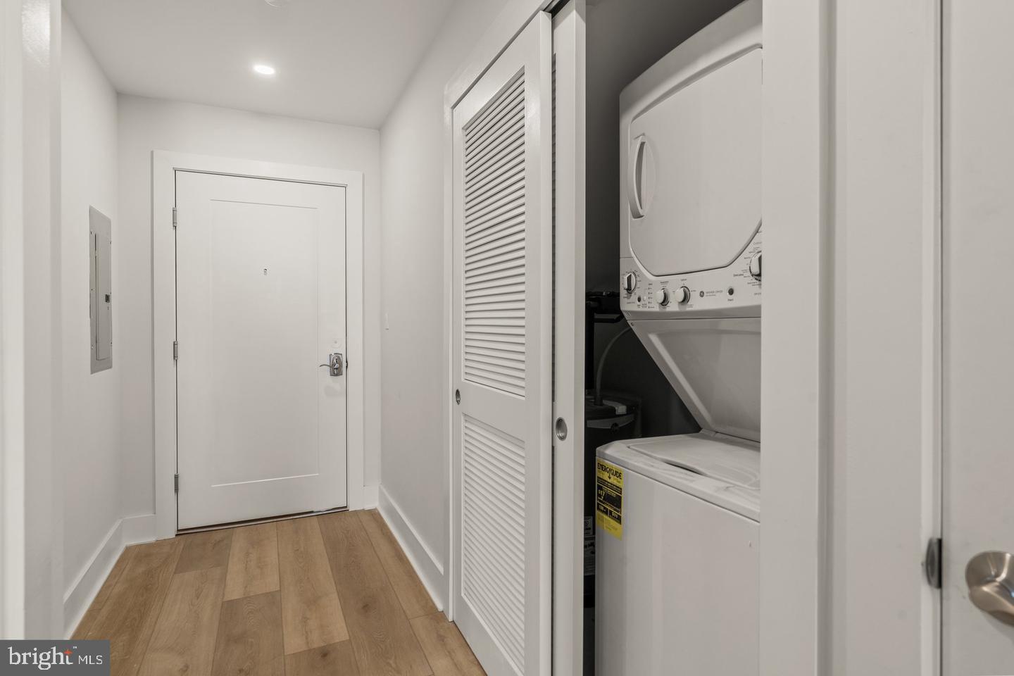 253 North 3rd Street, Unit 3R Philadelphia, PA 19106 - Photo 13 of 14