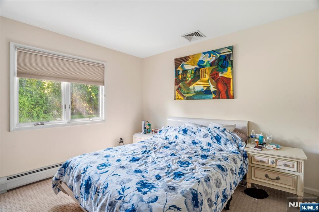 646 Teaneck Road Teaneck, NJ 07666 - Photo 9 of 15