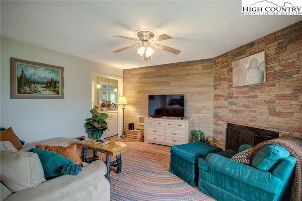 $220,000 | 301 Pinnacle Inn Road, Unit 3115, Beech Mountain, NC 28604