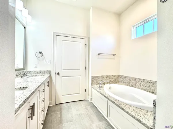 $2,500 | 1213 Haymarket Street, Zachary, LA 70791