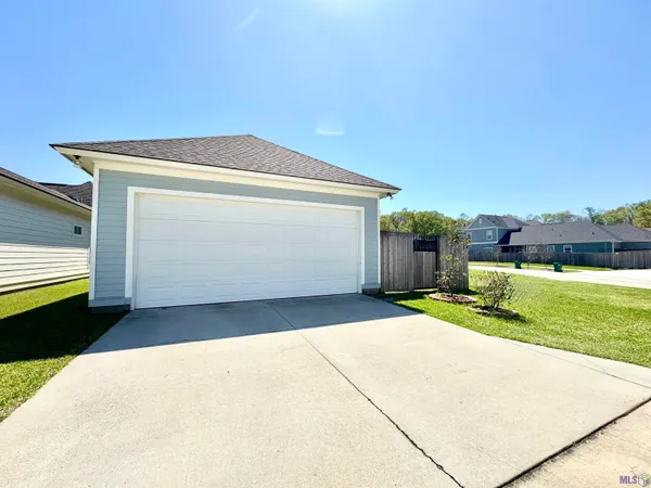 $2,500 | 1213 Haymarket Street, Zachary, LA 70791