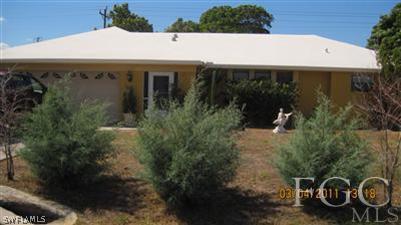 365 Delaware Road Lehigh Acres, FL 33936 - Photo 2 of 10 Gallery Image 2