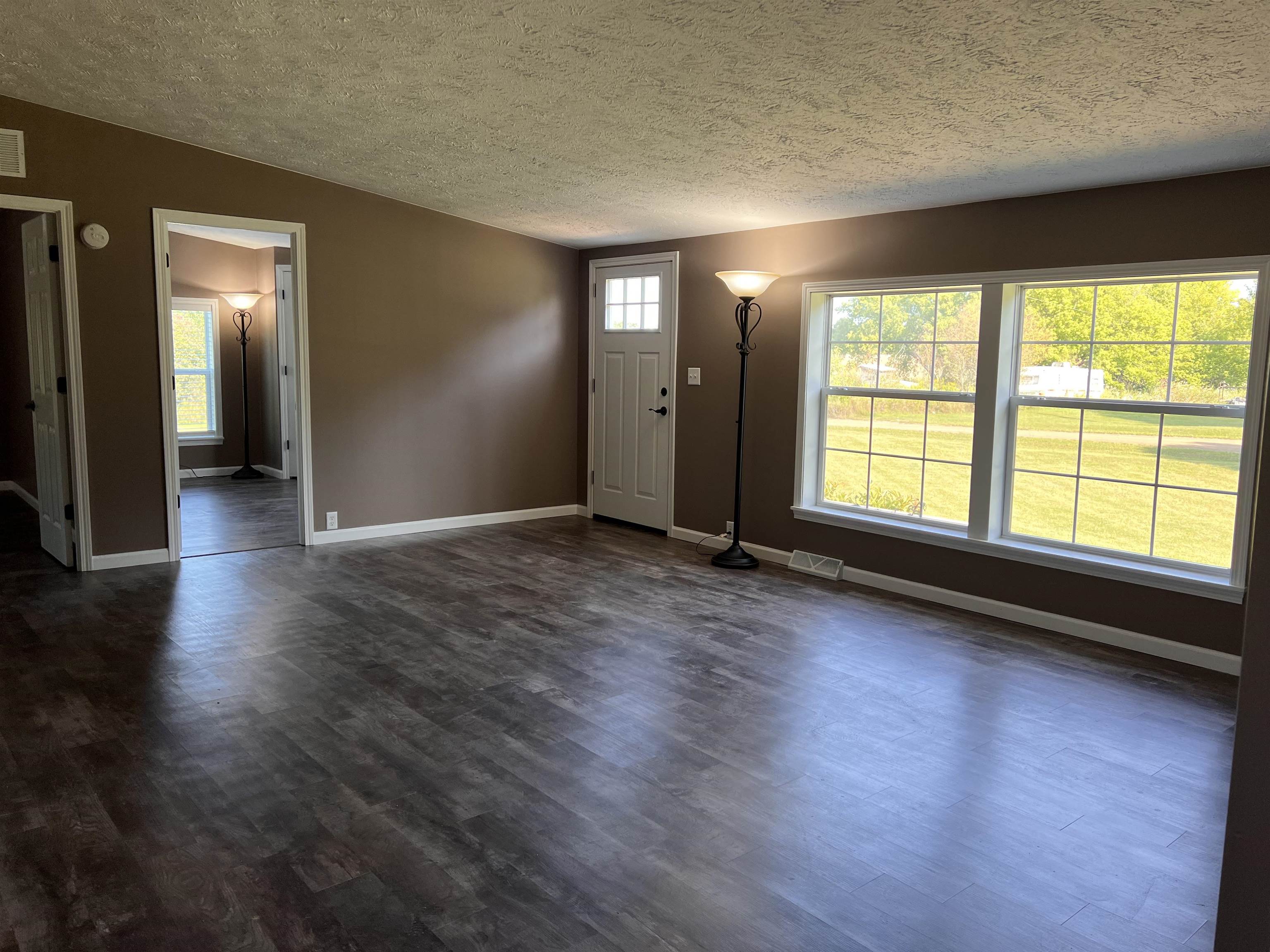 8470 East Bawkey Road Clare, MI 48617 - Photo 8 of 30 1926261-4f336072-3254-4bb3-a998-d74e0fa019f6.JPG