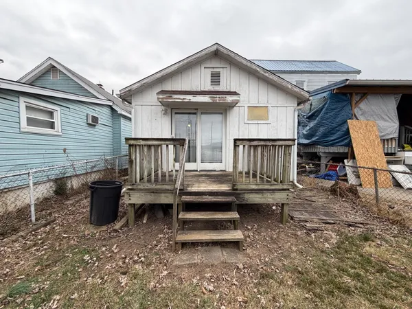 $101,000 | 419 West Center Street, Lawrenceburg, IN 47025