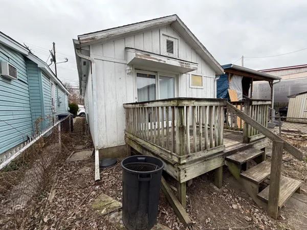 $101,000 | 419 West Center Street, Lawrenceburg, IN 47025