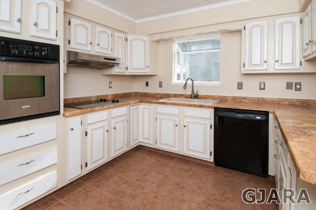 390.5 Ridge View Drive Grand Junction, CO 81507 - Photo 8 of 25 Gallery Image 8