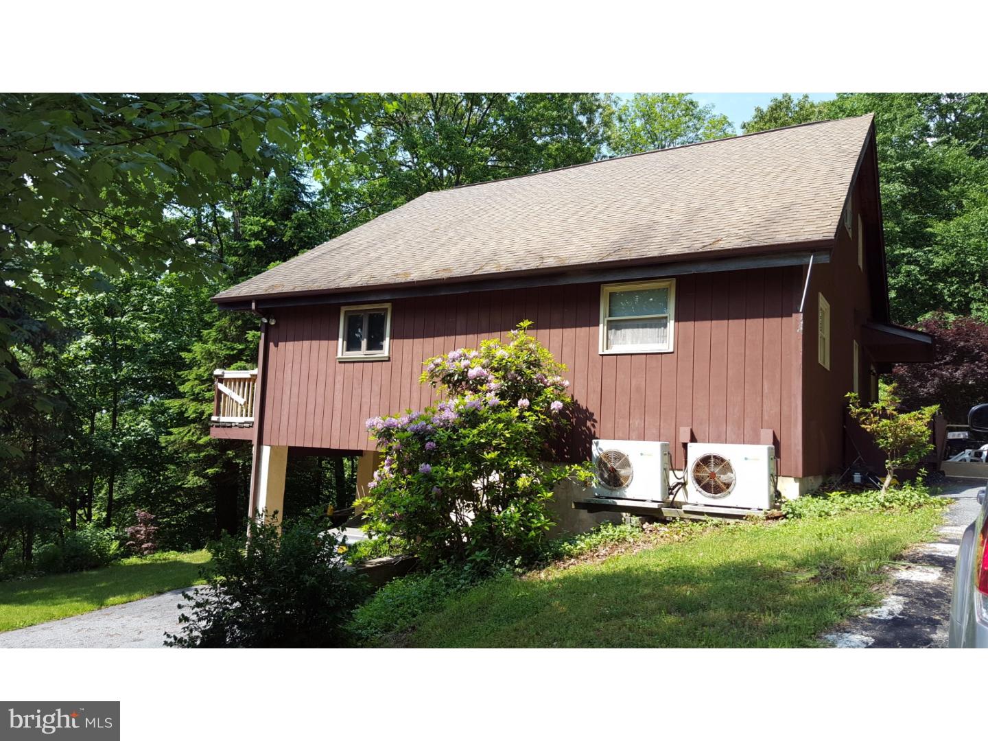 25 Kutz Road Temple, PA 19560 - Photo 3 of 22 Exterior Side