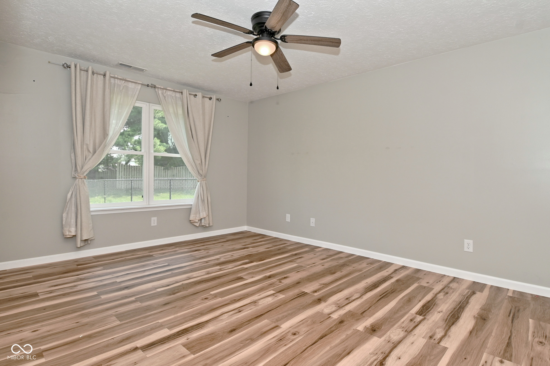 347 Lake Ridge Lane Greenwood, IN 46142 - Photo 26 of 39