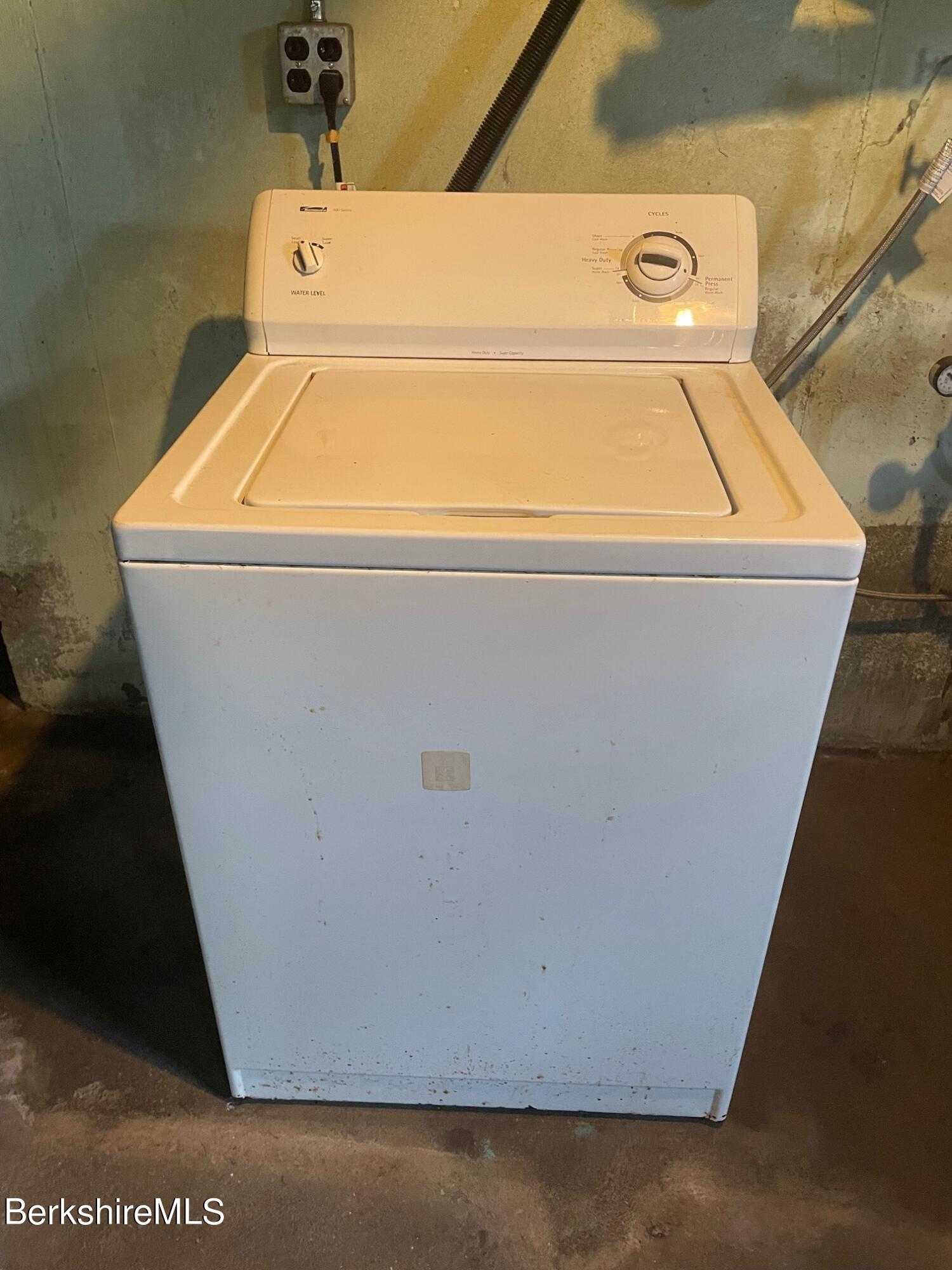 253 State Road Great Barrington, MA 01230 - Photo 32 of 36 Washer