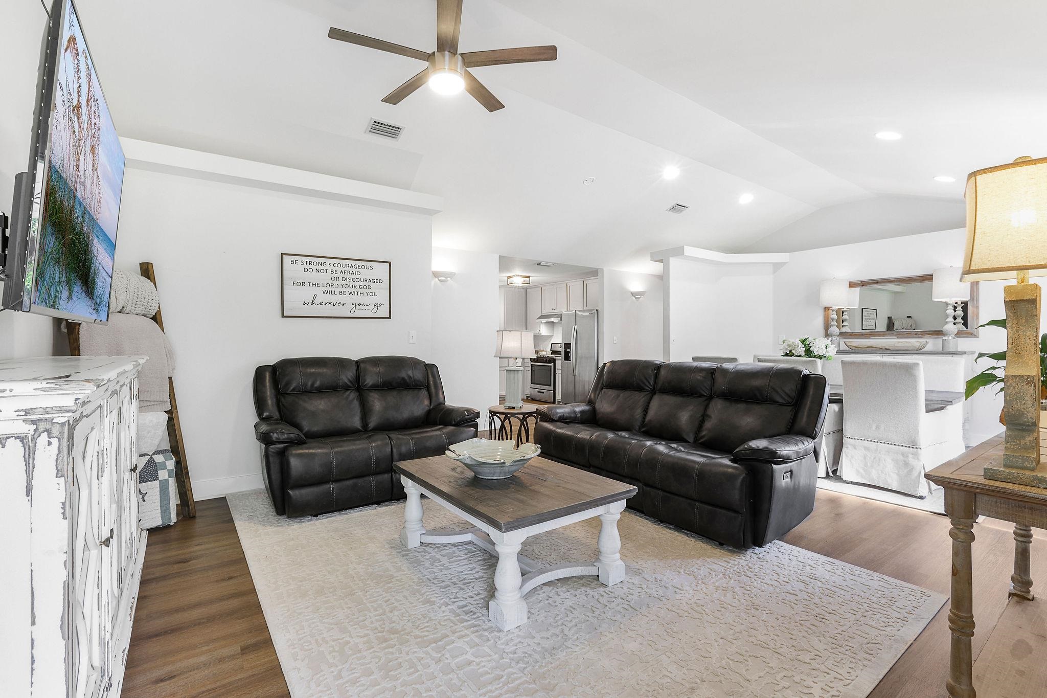 24710 Gulf Bay Road Orange Beach, AL 36561 - Photo 3 of 20