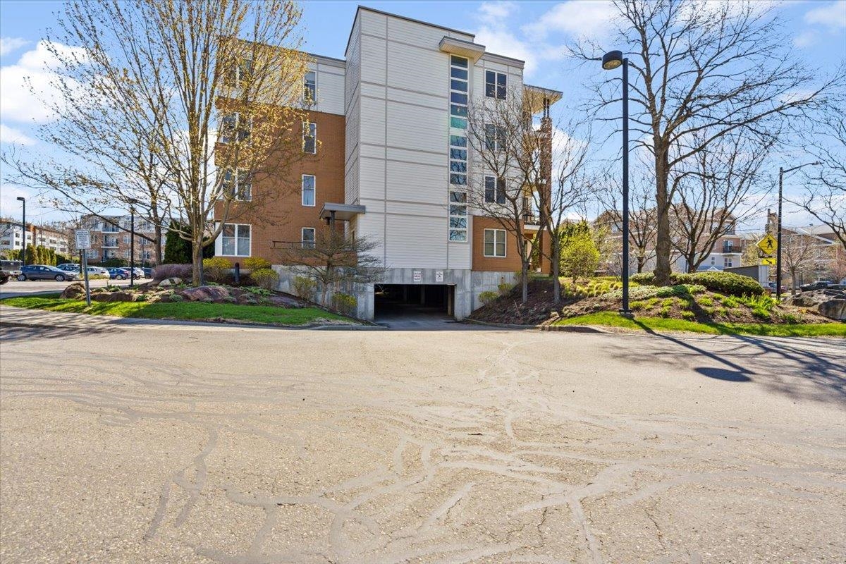 370 Farrell Street, Unit 306 South Burlington, VT 05403 - Photo 19 of 20