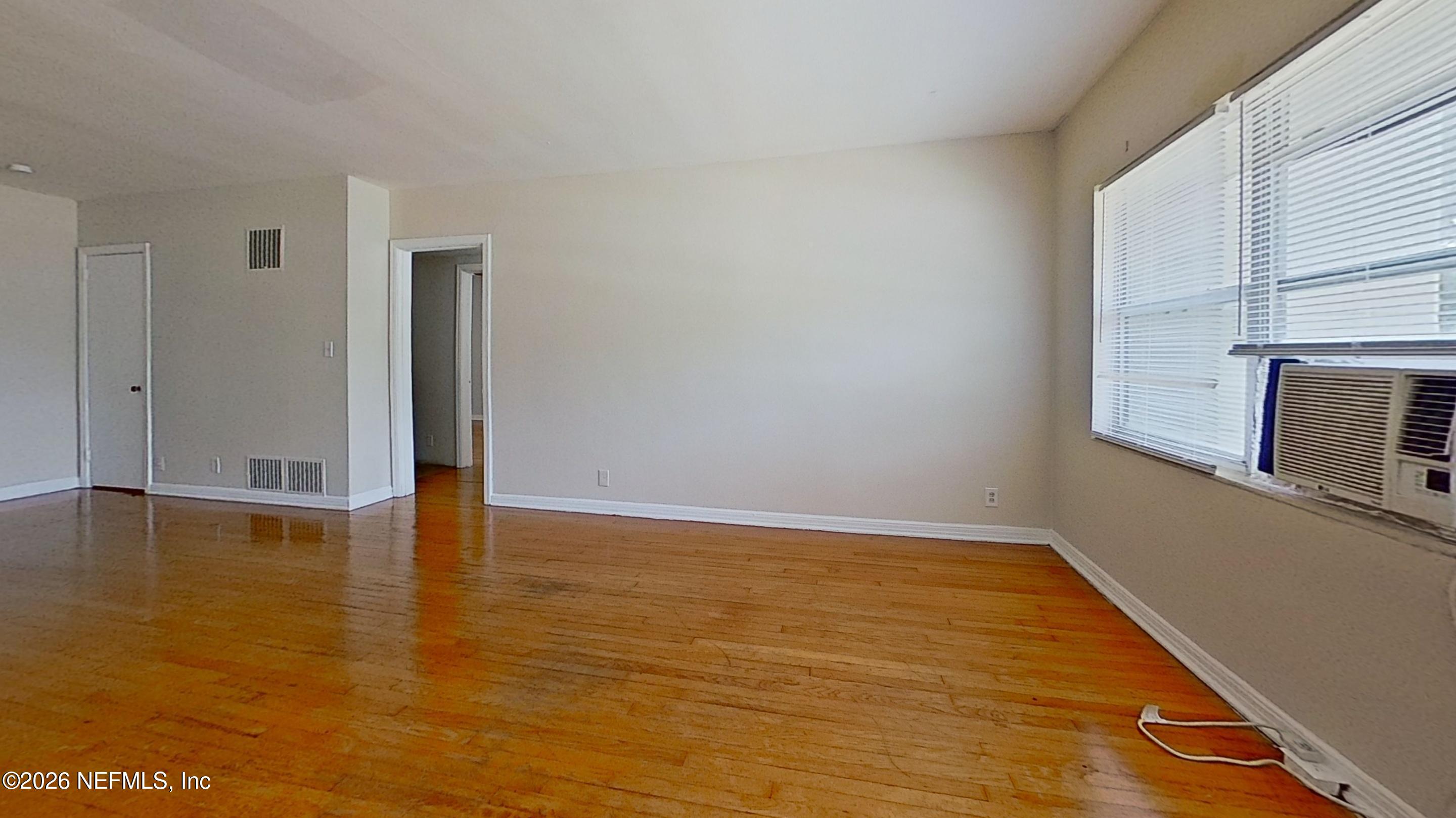 1464 Holmesdale Road Jacksonville, FL 32207 - Photo 10 of 10 original