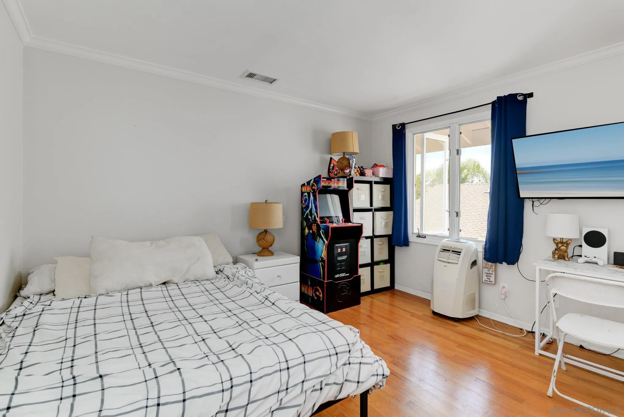 29 Blue Anchor Cay Road Coronado, CA 92118 - Photo 23 of 31 Bedroom