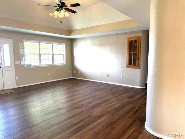 $225,000 | 1228 Lacy Drive, Lebanon, MO 65536