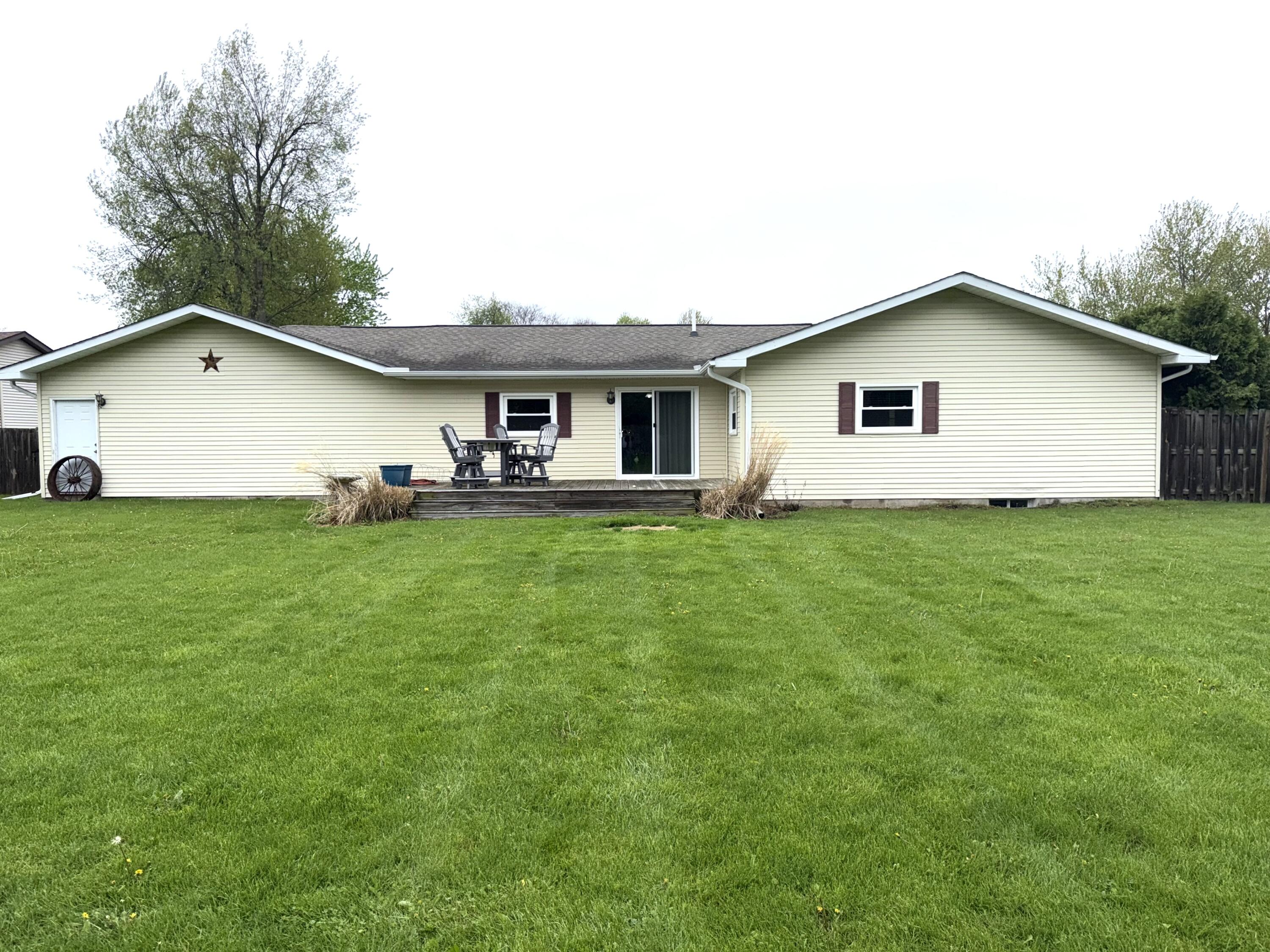 133 Western Avenue Coldwater, MI 49036 - Photo 2 of 32 IMG_6757