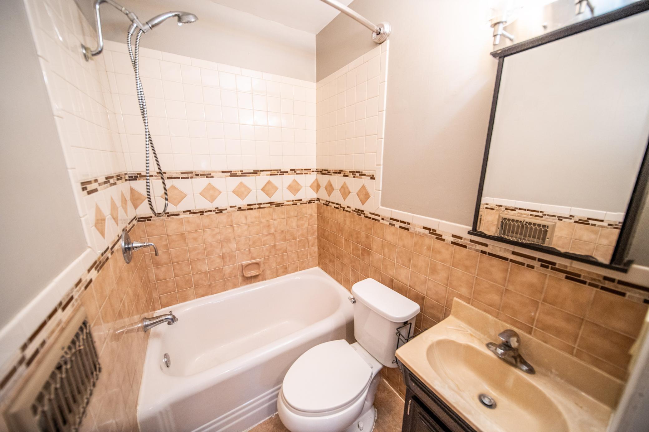 1228 4th Street Northeast Rochester, MN 55906 - Photo 18 of 54