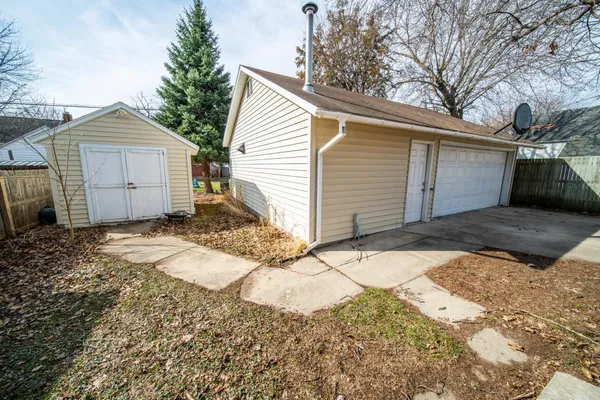 $269,900 | 1228 4th Street Northeast, Rochester, MN 55906