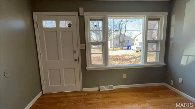 $1,200 | 3212 Tennyson Avenue, St. Louis, MO 63114