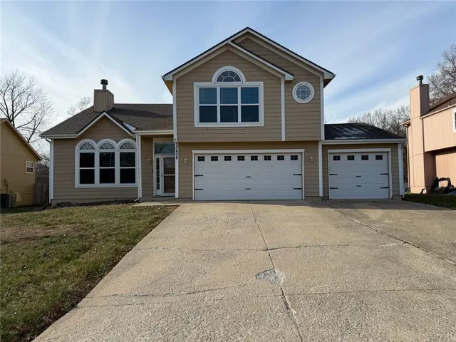 $345,000 | 13408 Bristol Avenue, Grandview, MO 64030