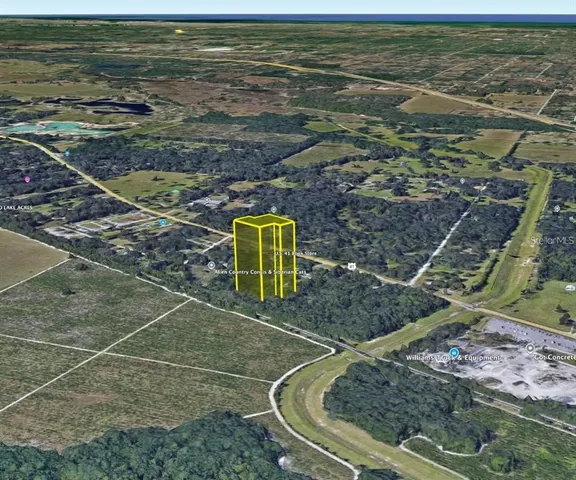 a view of a tennis court