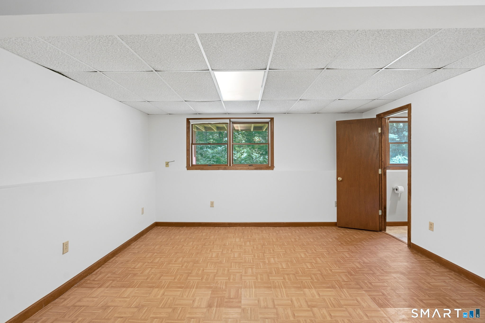 19 Holmes Road East Lyme, CT 06333 - Photo 34 of 39
