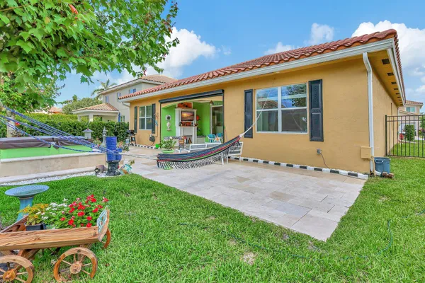 $595,900 | 5496 Southwest Gray Fox Drive, Palm City, FL 34990