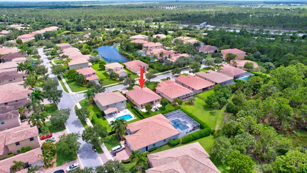 $595,900 | 5496 Southwest Gray Fox Drive, Palm City, FL 34990