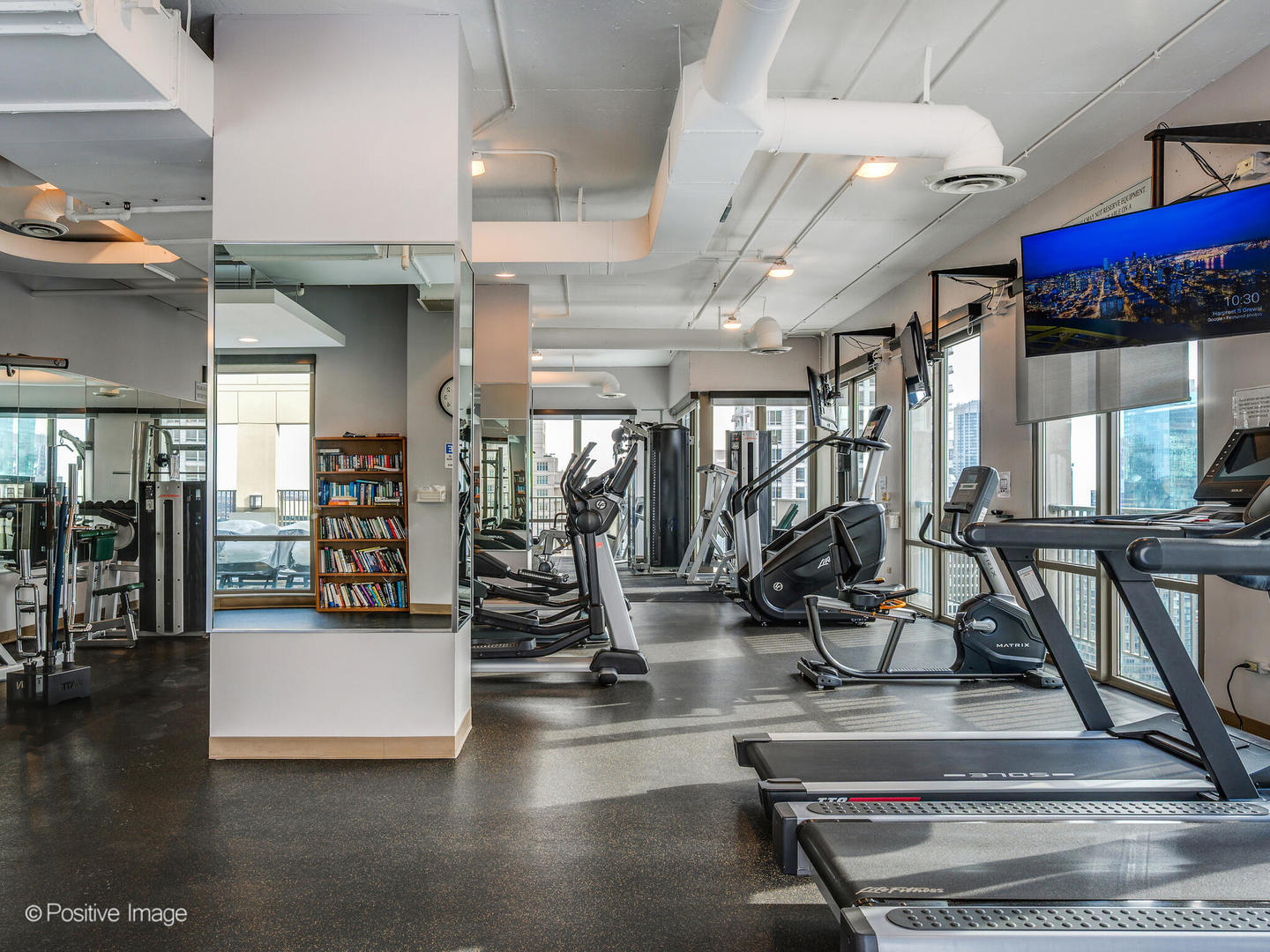 2 East Erie Street, Unit 1501 Chicago, IL 60611 - Photo 14 of 15