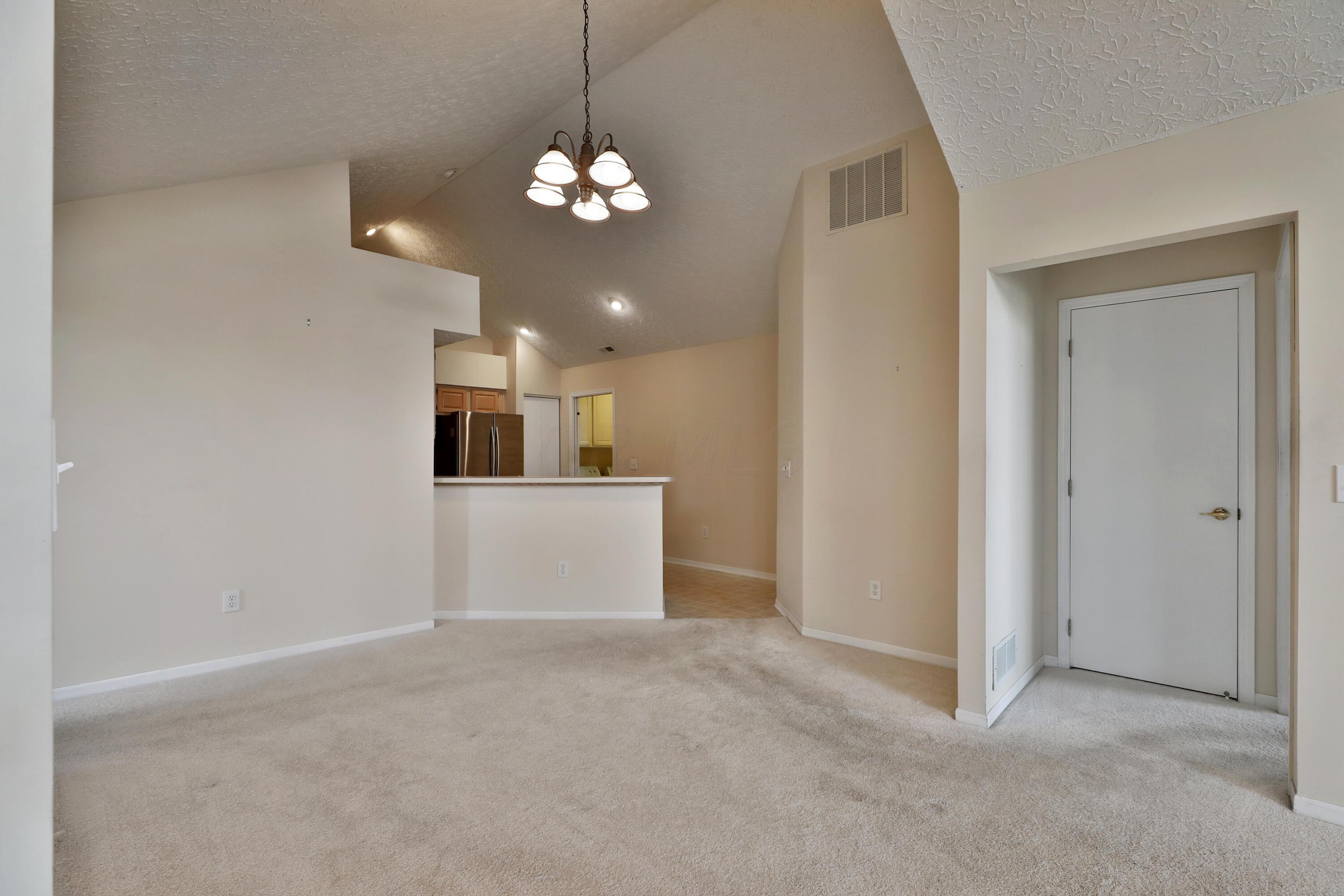 3827 Orchard Way Powell, OH 43065 - Photo 14 of 33 3827-OrchardWay-14a