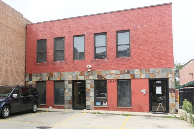3940 North Pulaski Road, Unit 2F Chicago, IL 60641 - Photo 1 of 11