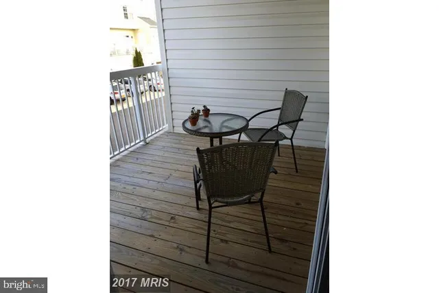 $1,899 | 22725 Thimbleberry Square, Unit 201, Brambleton, VA 20148