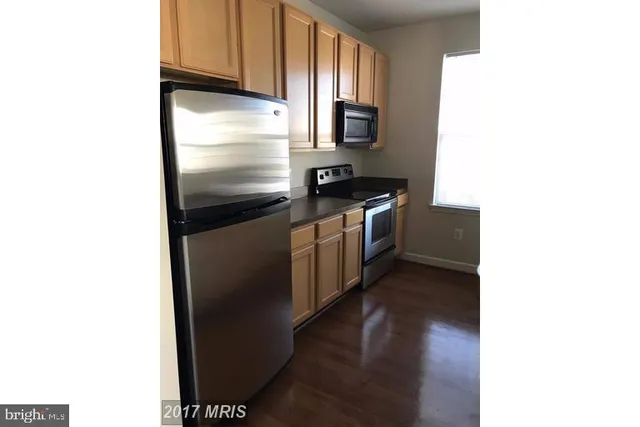 $1,899 | 22725 Thimbleberry Square, Unit 201, Brambleton, VA 20148