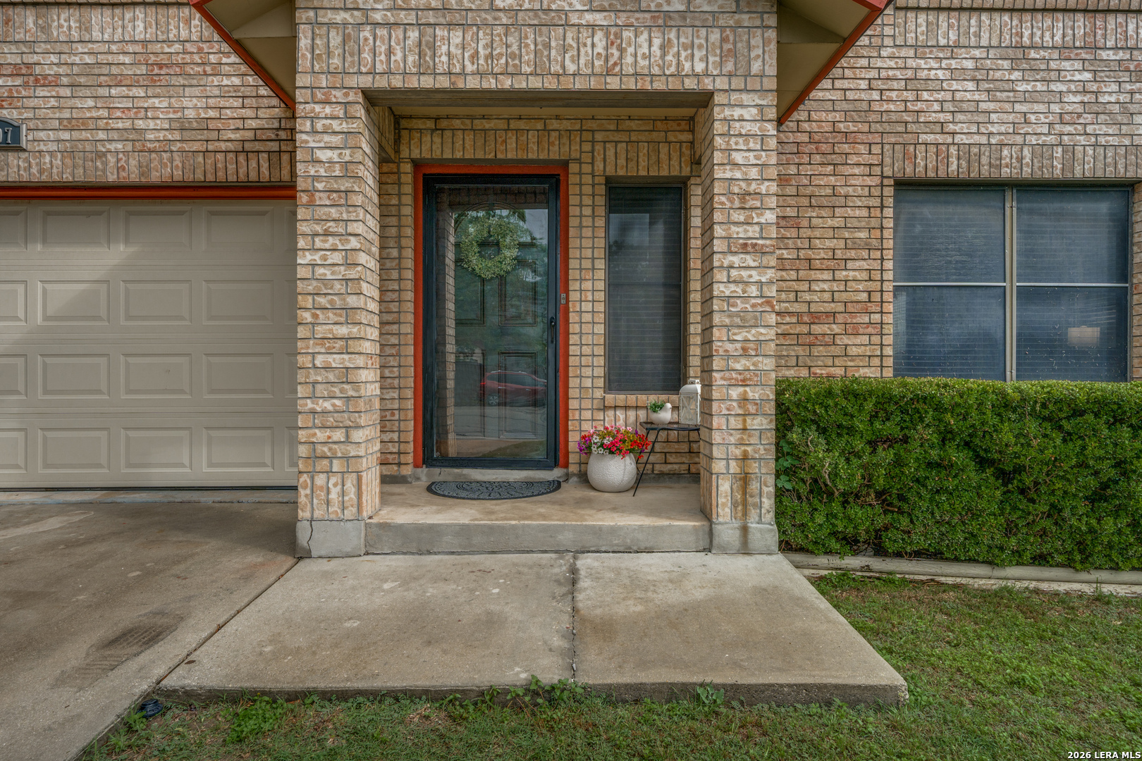 7507 Avery Road Live Oak, TX 78233 - Photo 3 of 25
