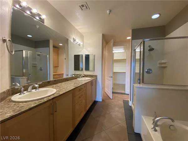 $1,771 | 62 East Serene Avenue, Unit 226, Las Vegas, NV 89123