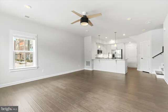 $625,000 | 12921 Sunrise Ridge Alley, Unit 69, Herndon, VA 20171