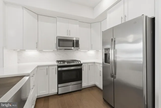 $625,000 | 12921 Sunrise Ridge Alley, Unit 69, Herndon, VA 20171