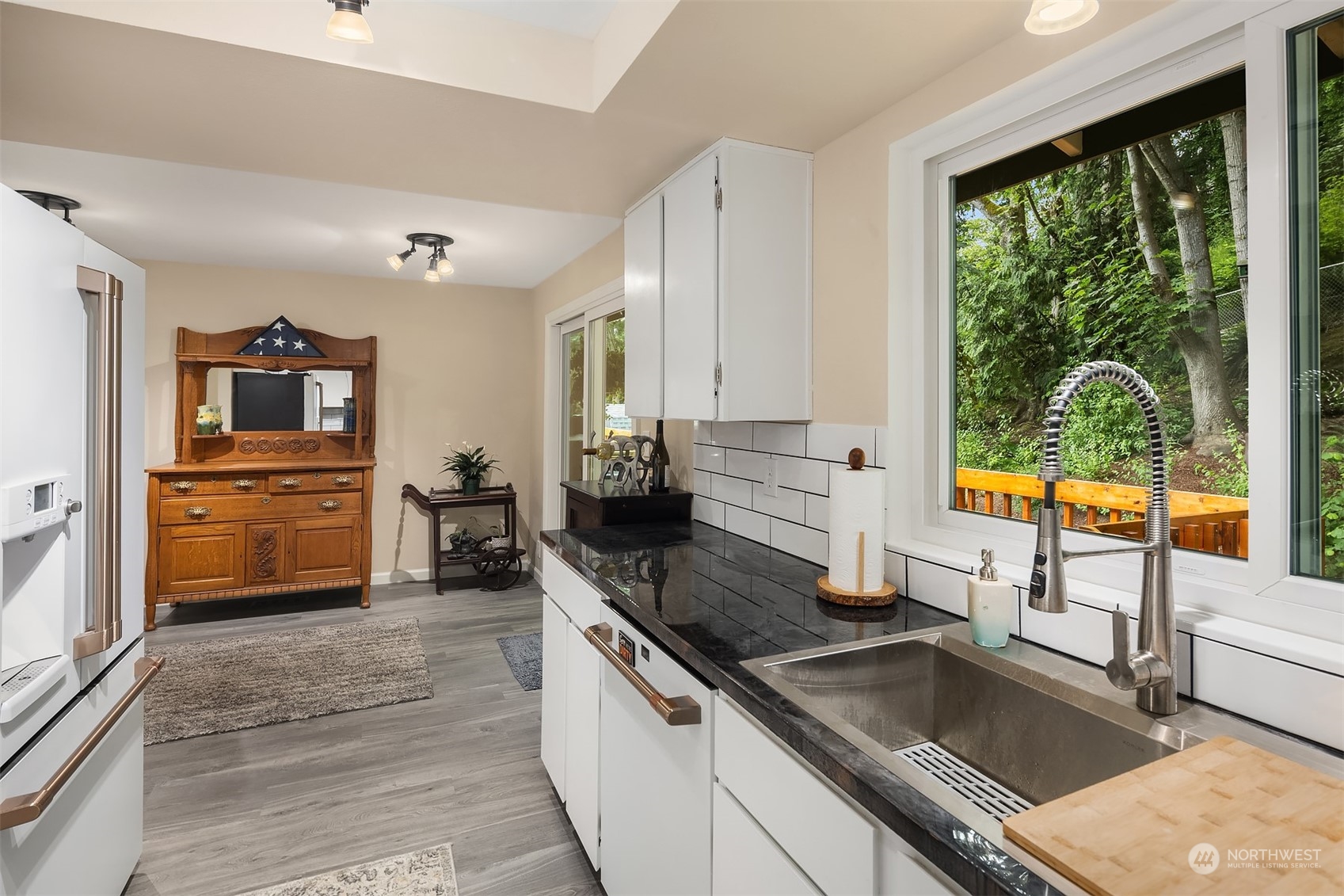 14705 106th Avenue Northeast Bothell, WA 98011 - Photo 12 of 30 Gallery Image 12