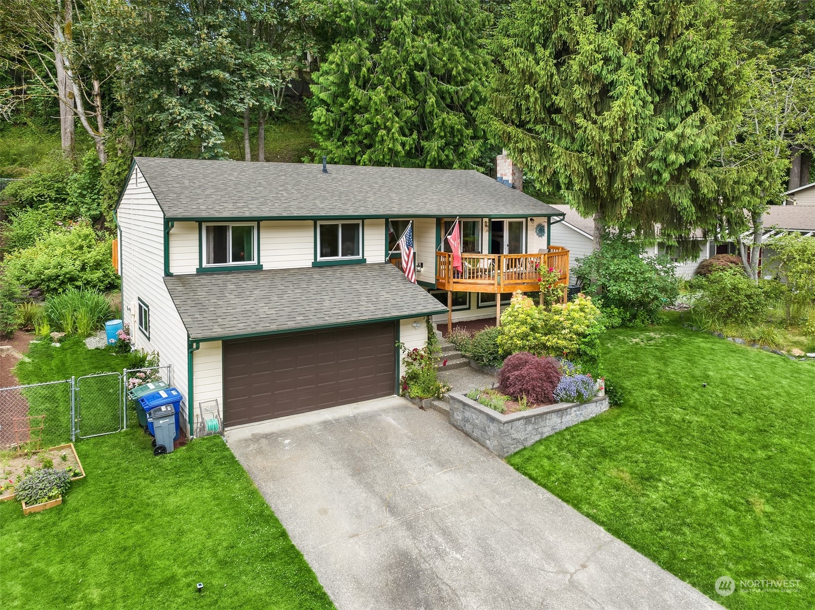 14705 106th Avenue Northeast Bothell, WA 98011 - Photo 2 of 30 Gallery Image 2