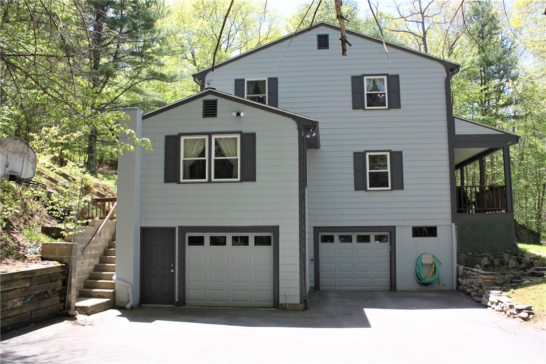 53 Long Entry Road Glocester, RI 02814 - Photo 8 of 47