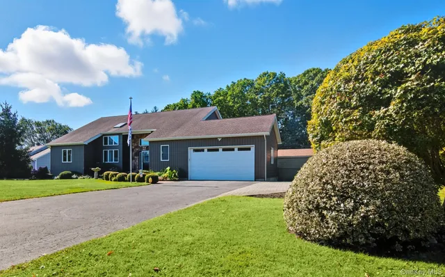 $1,200,000 | 61 Eileen Circle, Jamesport, NY 11901