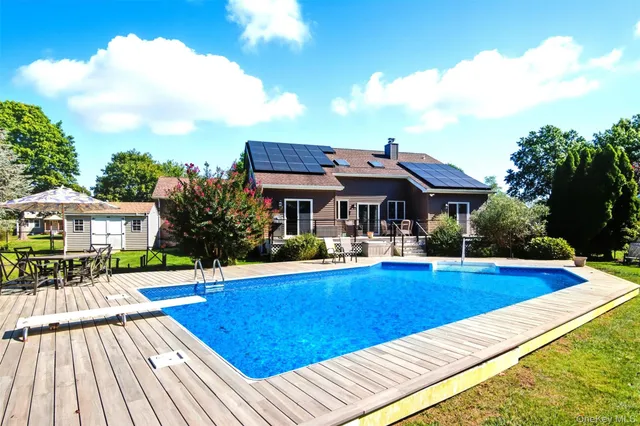 $1,200,000 | 61 Eileen Circle, Jamesport, NY 11901