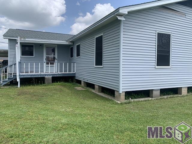 212 4 Point Drive Raceland, LA 70394 - Photo 3 of 16