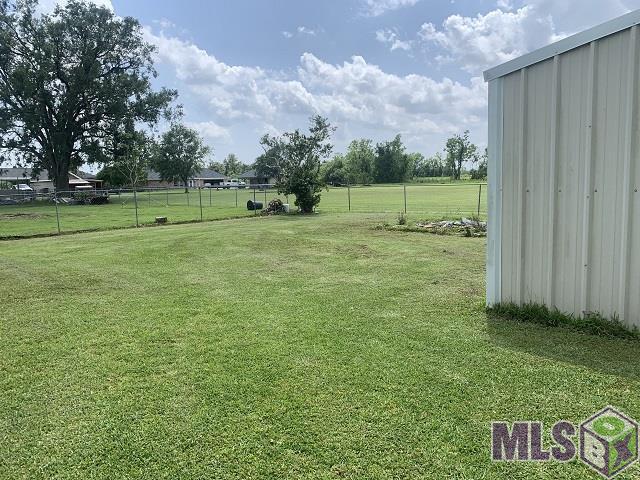 212 4 Point Drive Raceland, LA 70394 - Photo 4 of 16