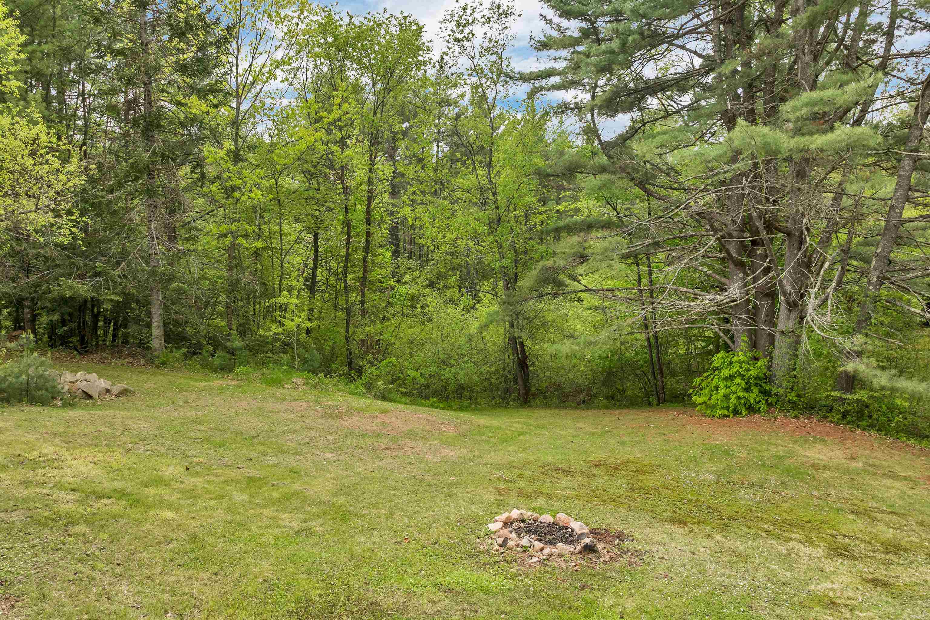 124 Hanson Road Ossipee, NH 03864 - Photo 6 of 59