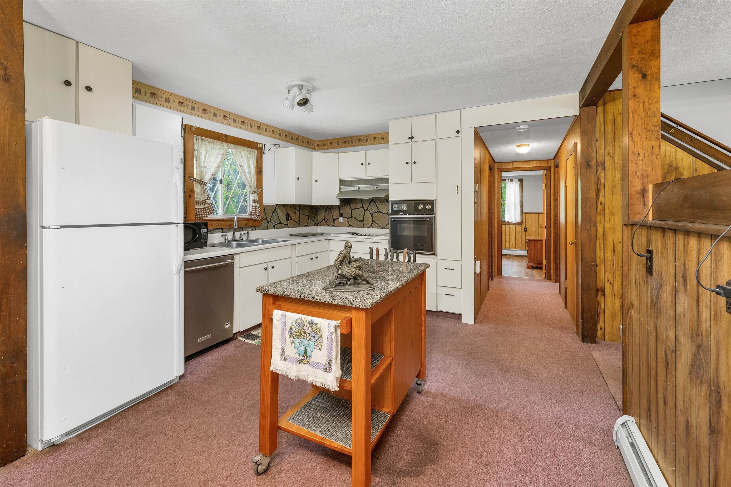 124 Hanson Road Ossipee, NH 03864 - Photo 10 of 59