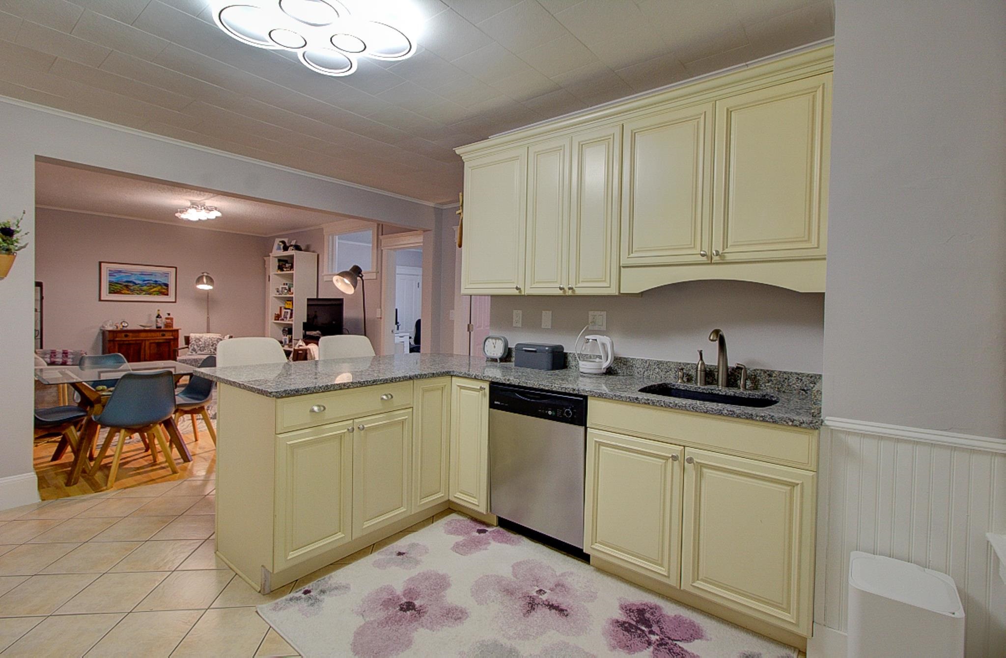 32 South Main Street, Unit 4 St. Albans, VT 05478 - Photo 2 of 30