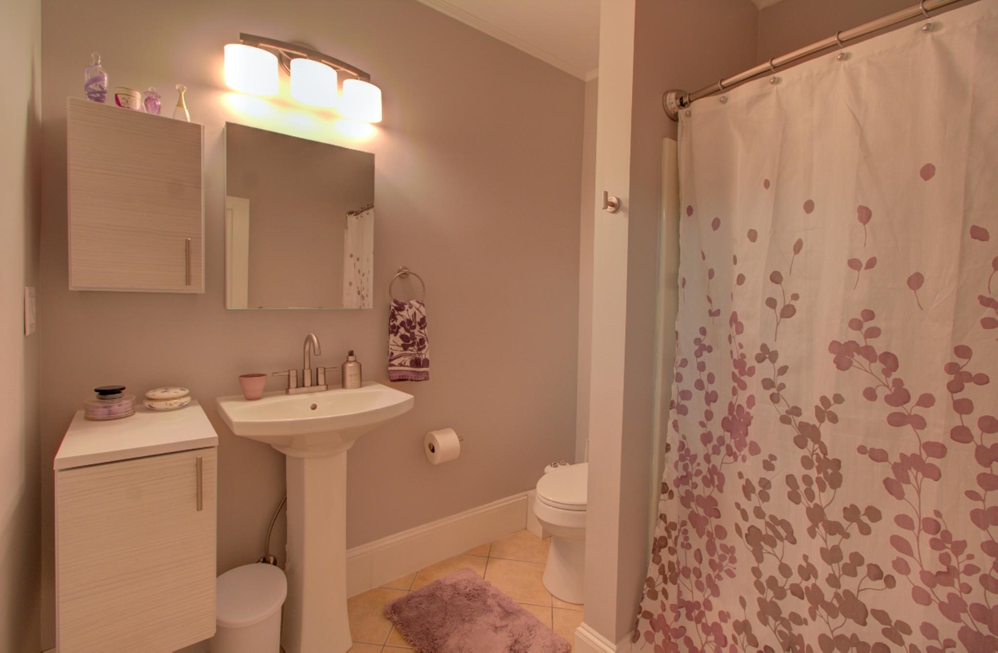 32 South Main Street, Unit 4 St. Albans, VT 05478 - Photo 26 of 30